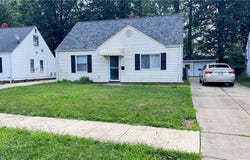 23324 Williams Avenue, Euclid, OH 44123