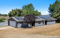 355 Amigos Rd, Ramona, CA 92065