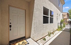 8541 Thunderbird, North Hills, CA 91343