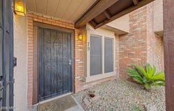 8111 W Wacker Road, Peoria, AZ 85381