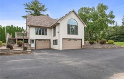 1901 Lexington Avenue S, Mendota Heights, MN 55118