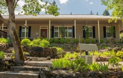 2080 Swingle Road, Trail, OR 97541