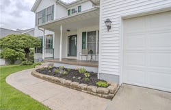 1009 Brittingham Drive, Ravenna, OH 44266