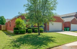 8812 Trailblazer Drive, Cross Roads, TX 76227