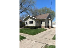 726 SE 1st St, Hartley, IA 51346