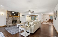 31470 E Bartlett Road, Brighton, IL 62012