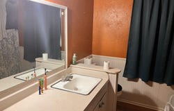 25 Crockett Dr, Tulia, TX 79088