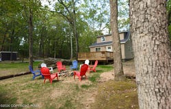 46 East Road, Hawley, PA 18428
