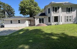 911 Pine Street, Atlantic, IA 50022