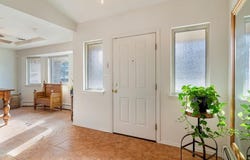 5003 Russell Drive NW, Albuquerque, NM 87114