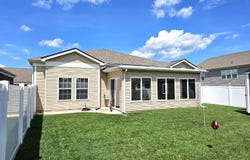 388 Creekside Way, Lenoir City, TN 37771