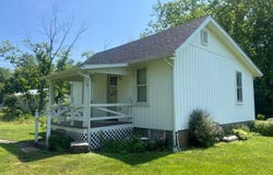 2320 Sundance Road, Zanesville, OH 43701