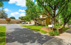 599 Mt Dell Dr, Clayton, CA 94517