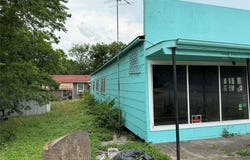 919 W 4th ST, Taylor, TX 76574