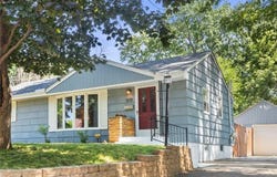 1210 Sumter Avenue N, Golden Valley, MN 55427