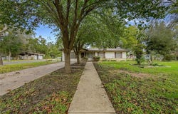 1408 Kent St ST, Taylor, TX 76574