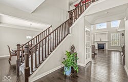1527 Canyon Oak Lane, Columbus, IN 47201