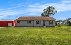 19494 Division Drive, Marshall, MI 49068