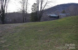 Sand Trap Road, Waynesville, NC 28786