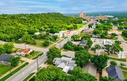 1101 N Oak Avenue, Mineral Wells, TX 76067