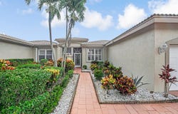 9636 Crescent View Drive N, Boynton Beach, FL 33437