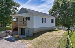 2309 ELMWOOD Street, Radford, VA 24141