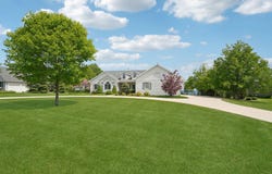 4635 S 10th St, Manitowoc, WI 54220