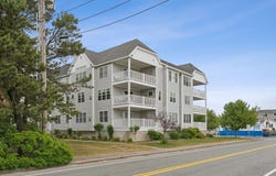 170 E Grand Avenue, Old Orchard Beach, ME 04064