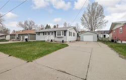131 Maple Avenue, Glendive, MT 59330