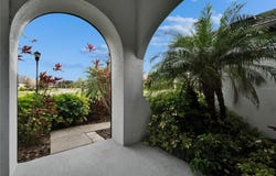 6927 CRESTPOINT DRIVE, APOLLO BEACH, FL 33572