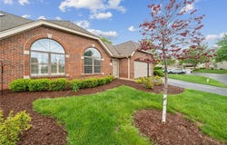 1426 Lyons Chase Cir, Murrysville, PA 15668