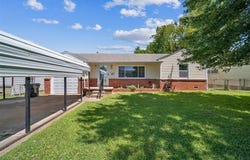203 W Gordon Avenue, Sapulpa, OK 74066