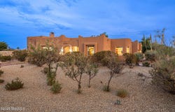 5270 Angel Fire Place, Las Cruces, NM 88011