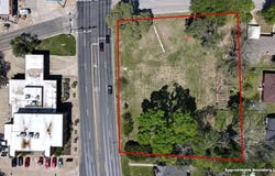 601 S Palestine St, Athens, TX 75751
