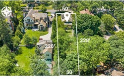 285 Forest Avenue, Glen Ellyn, IL 60137