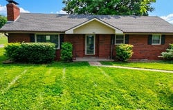 1305 S us 71 Highway, Savannah, MO 64485