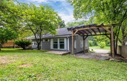 241 Boardman Ave, Maryville, TN 37803