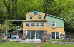 9408 W Lake Road, Urbana, NY 14840
