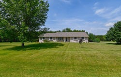 7645 BREEZE Lane, PULASKI, WI 54162-9017