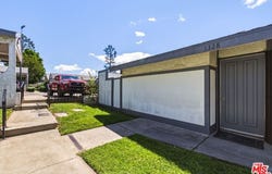 1328 W 8th St, Upland, CA 91786