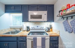 2777 Hickory Nut Gap Road, Newland, NC 28657