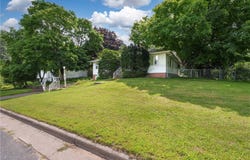 509 Earl Street, Eau Claire, WI 54701