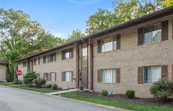 6108 Sanlin Dr, Moon/Crescent Twp, PA 15108