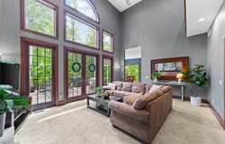 11665 Ascot Lane, Chagrin Falls, OH 44023