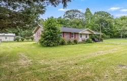 104 Johnson Street, LaFayette, GA 30728