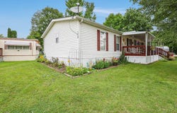 2445 Columbus Lancaster Road NW, Lancaster, OH 43130