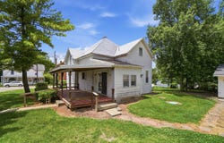 18 N Champaign Street, Catawba, OH 43010