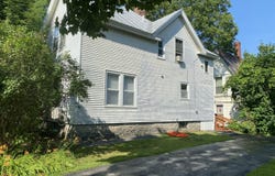 80 High Street, Fairfield, ME 04937