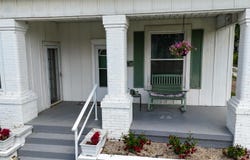 112 E 2nd Street, Huntingburg, IN 47542