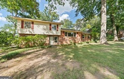 141 Virginia, Gray, GA 31032